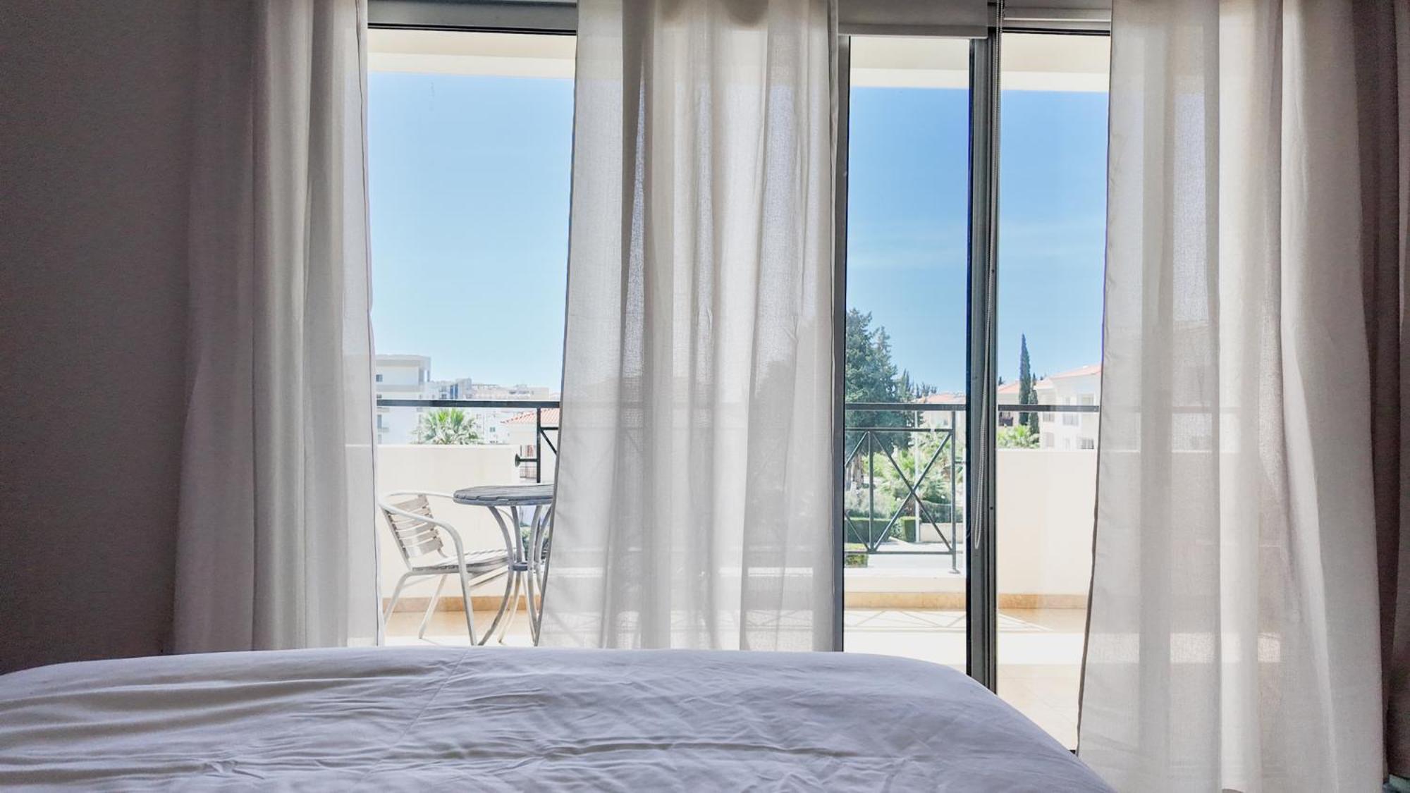 Nefeli Blue-Horizon 2B, Pool, Suites, Big Balconies Paphos Exteriör bild