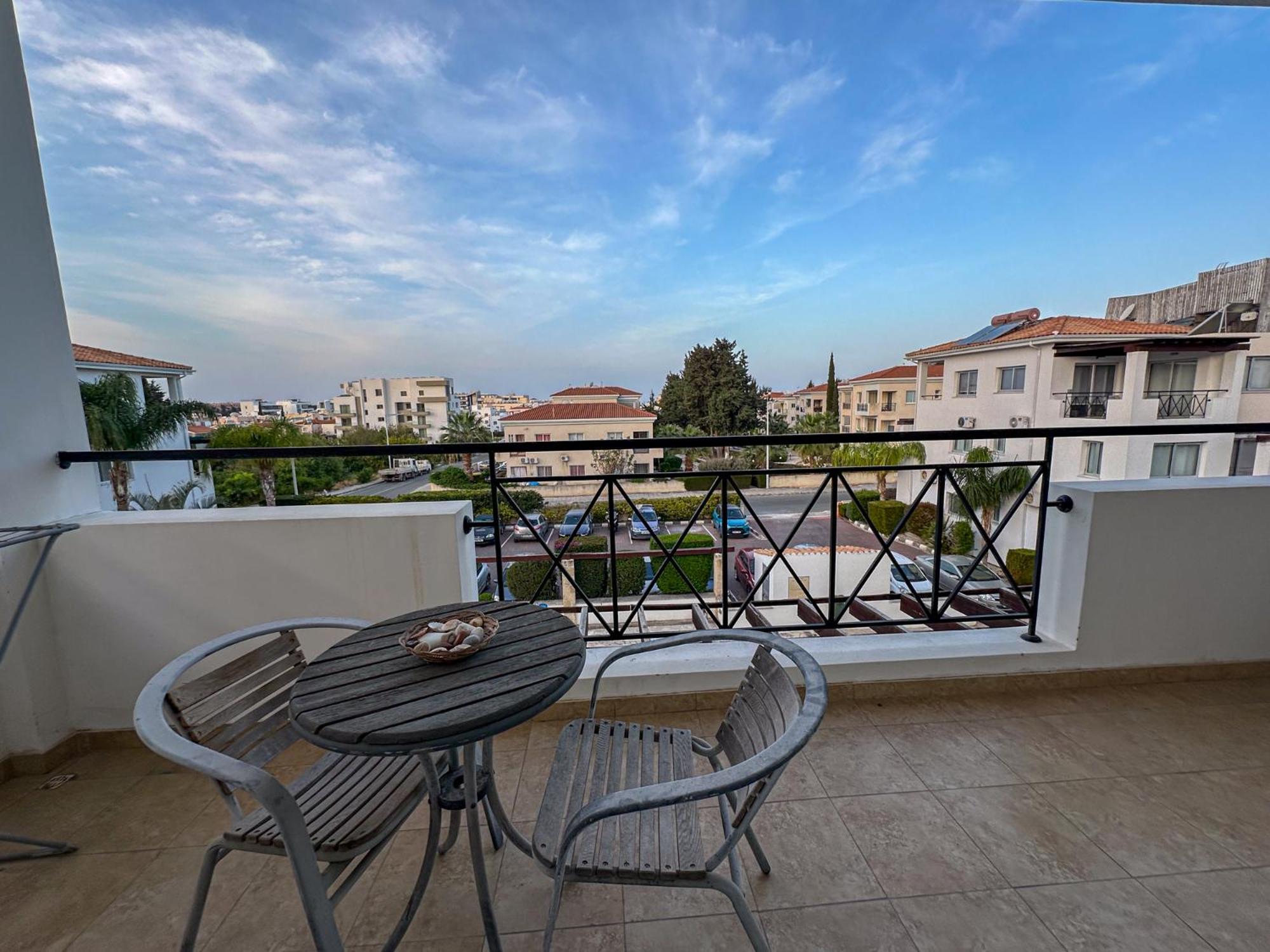Nefeli Blue-Horizon 2B, Pool, Suites, Big Balconies Paphos Exteriör bild